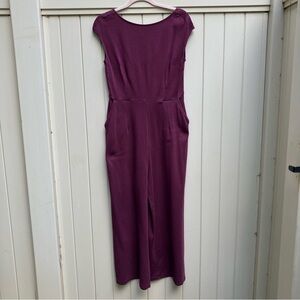 Old Navy Ponte jumpsuit cherry bark Medium short sleeved